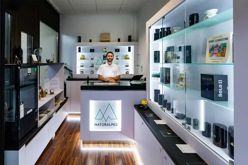 CBD Shop : où acheter du cannabidiol de qualité ? 6 naturalpes boutique martigny cdb jpg